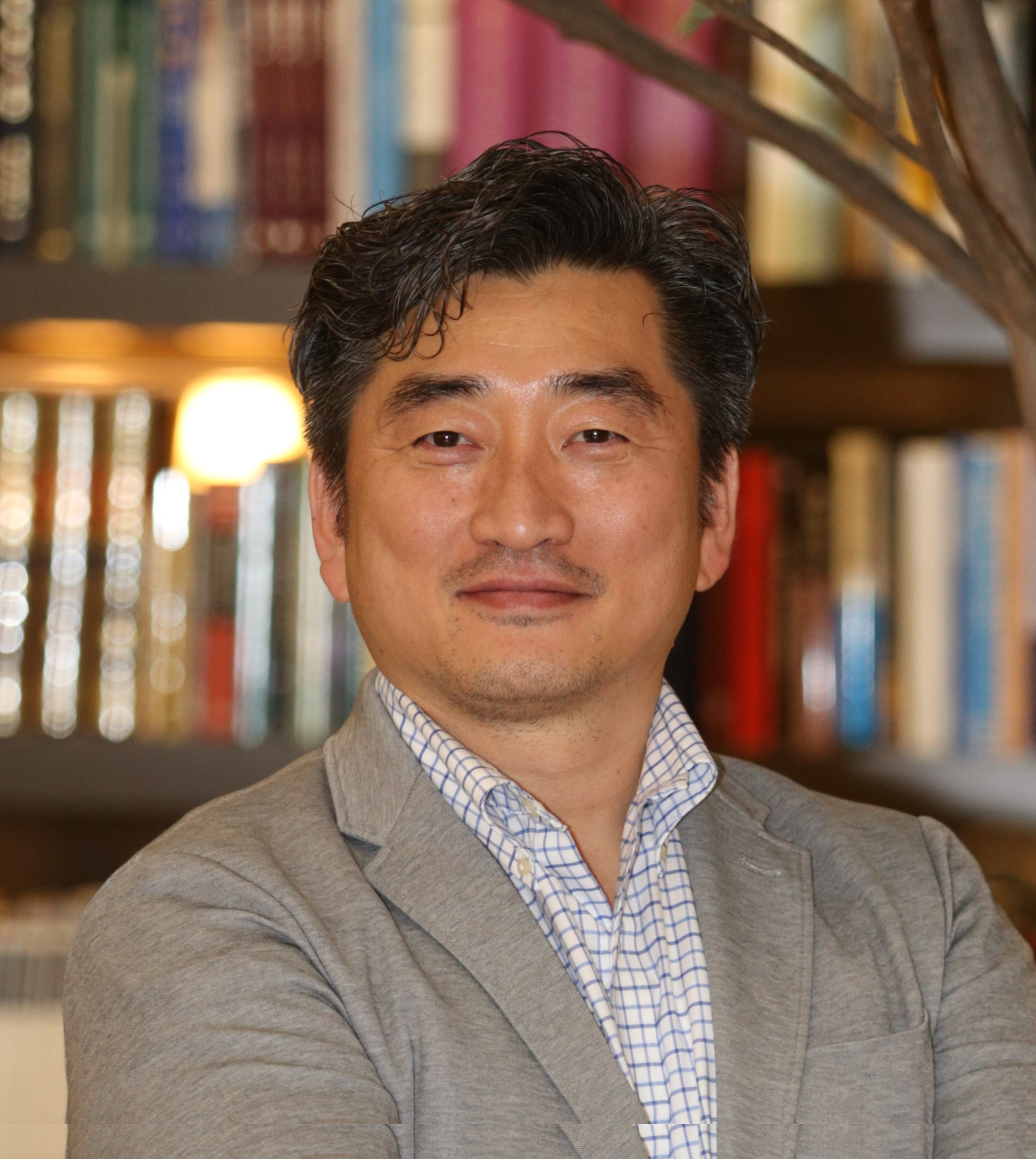 Dr. Yoonseok Jang
